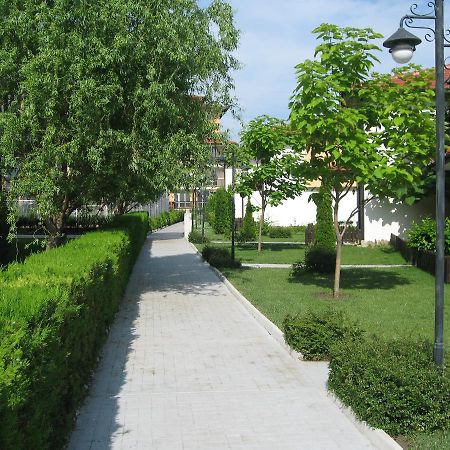 Apartcomplex Chateau 阿赫洛伊 外观 照片