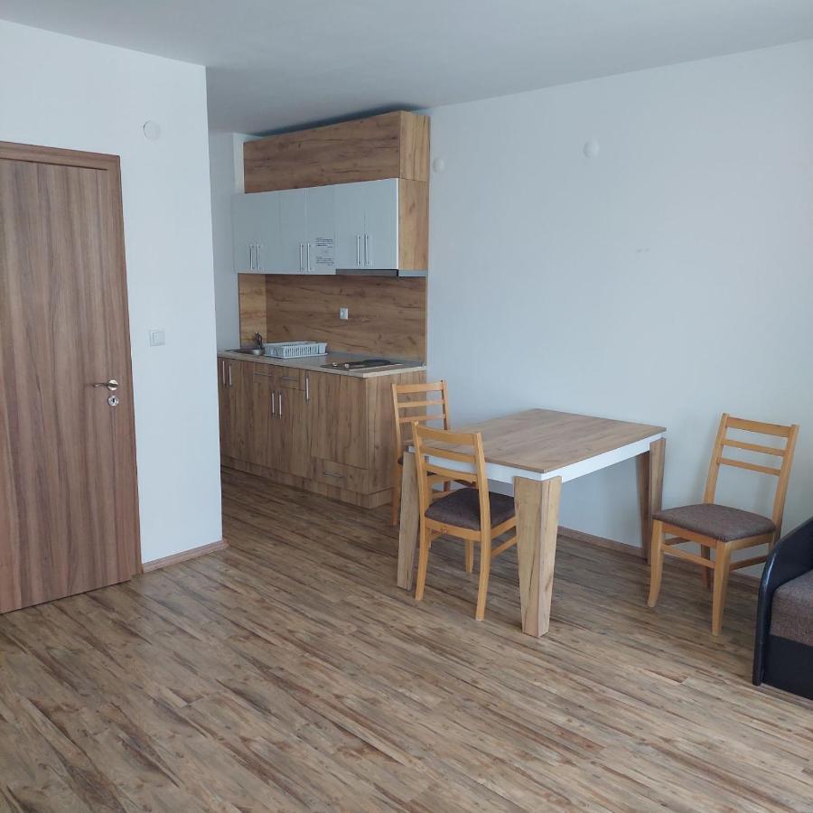Apartcomplex Chateau 阿赫洛伊 外观 照片