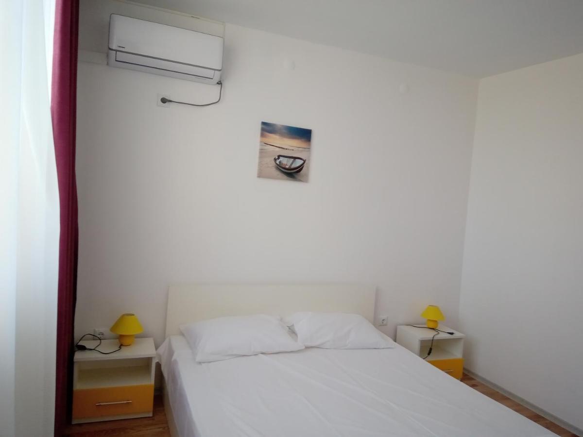 Apartcomplex Chateau 阿赫洛伊 外观 照片