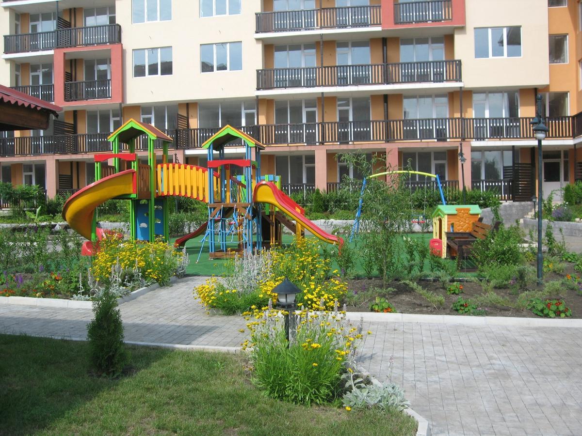 Apartcomplex Chateau 阿赫洛伊 外观 照片