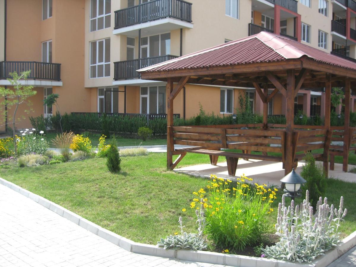 Apartcomplex Chateau 阿赫洛伊 外观 照片