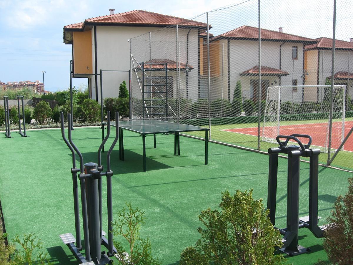 Apartcomplex Chateau 阿赫洛伊 外观 照片