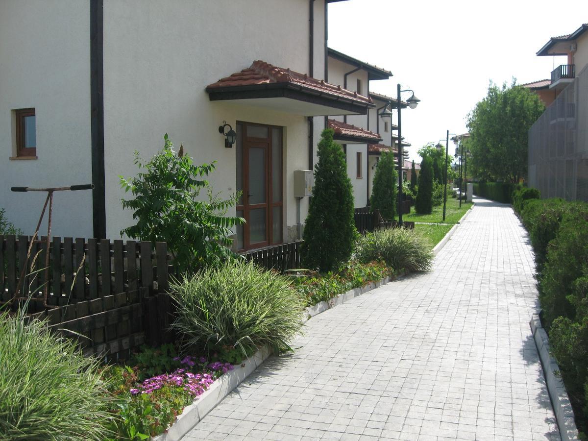 Apartcomplex Chateau 阿赫洛伊 外观 照片